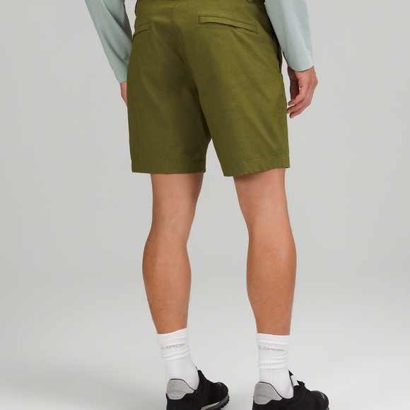 Lululemon Commission Short Classic 9” Juniper Green Mens size 34 new - Picture 2 of 7
